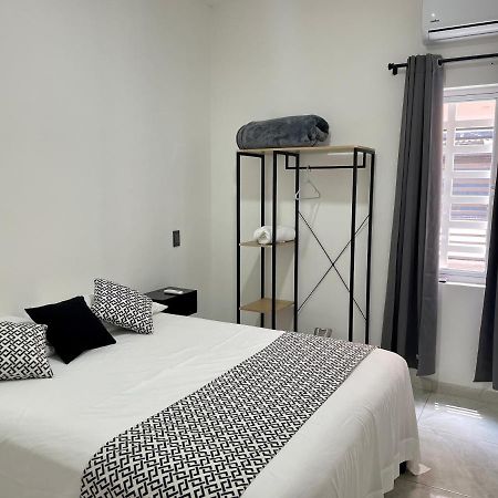 Casa Madera - Departamento 2 Appartement Tequila Buitenkant foto